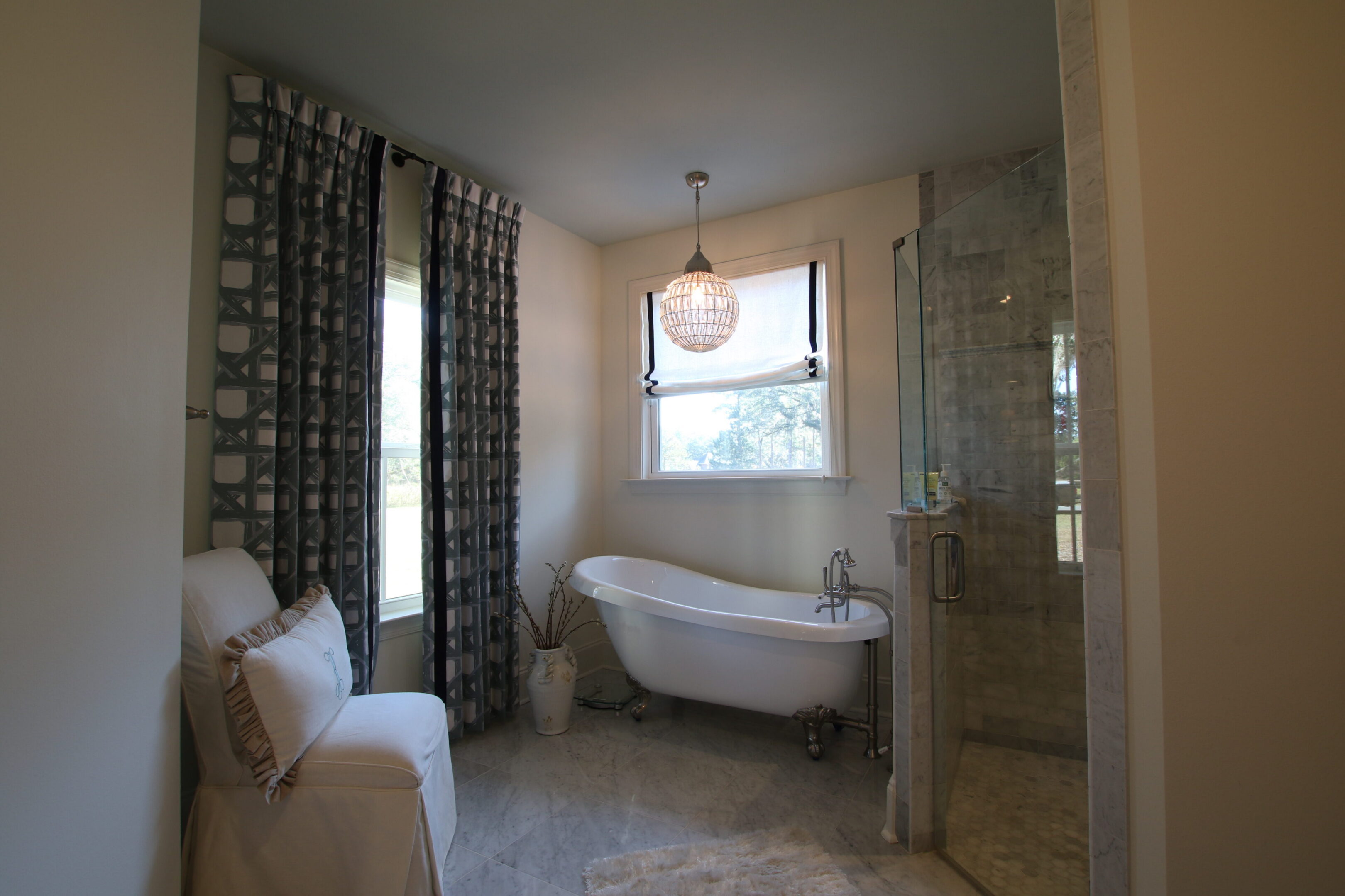 Modern bathroom with freestanding tub